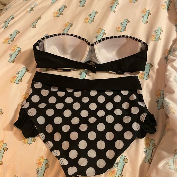 Retro look two piece swim suite - Picture 3 of 6